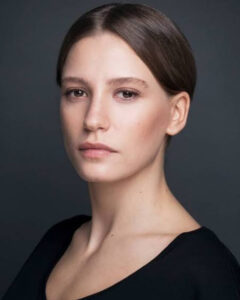 Serenay Sarıkaya Biography, Instagram, Age, Boyfriend, Series (2023