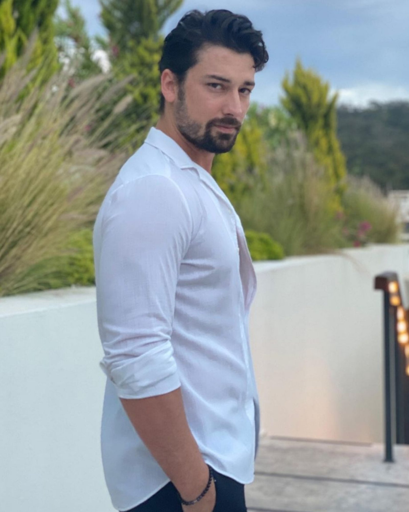 Alp Navruz Biography, Series, Height, Age, Parents, Instagram ...